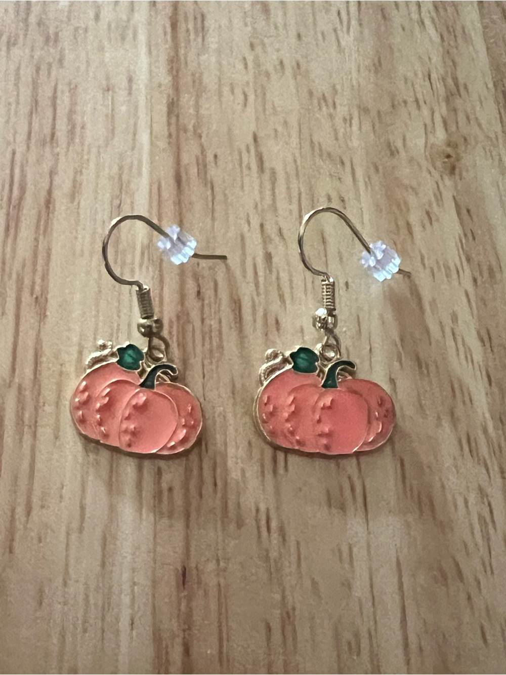 Gold-Tone Orange Pumpkin Drop Earrings - Unbranded 1/2” E206